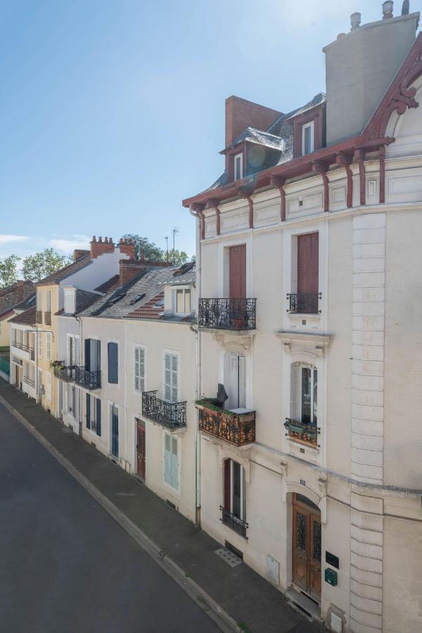 Le Belfort - Grand Appartement Avec Terrasse Et Parking Prive Vichy Exterior photo