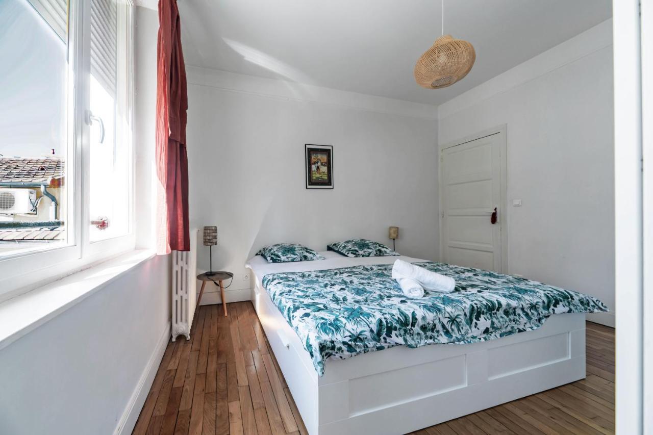 Le Belfort - Grand Appartement Avec Terrasse Et Parking Prive Vichy Exterior photo